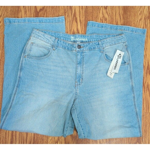 No Boundaries Denim - NO Boundaries Jeans Women’s Size 18 Light Enzyme W Tint Denim Wide Leg Zip NEW